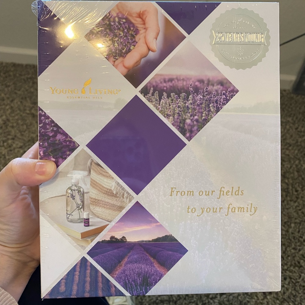 NWT Sealed Young Living Starter Kit